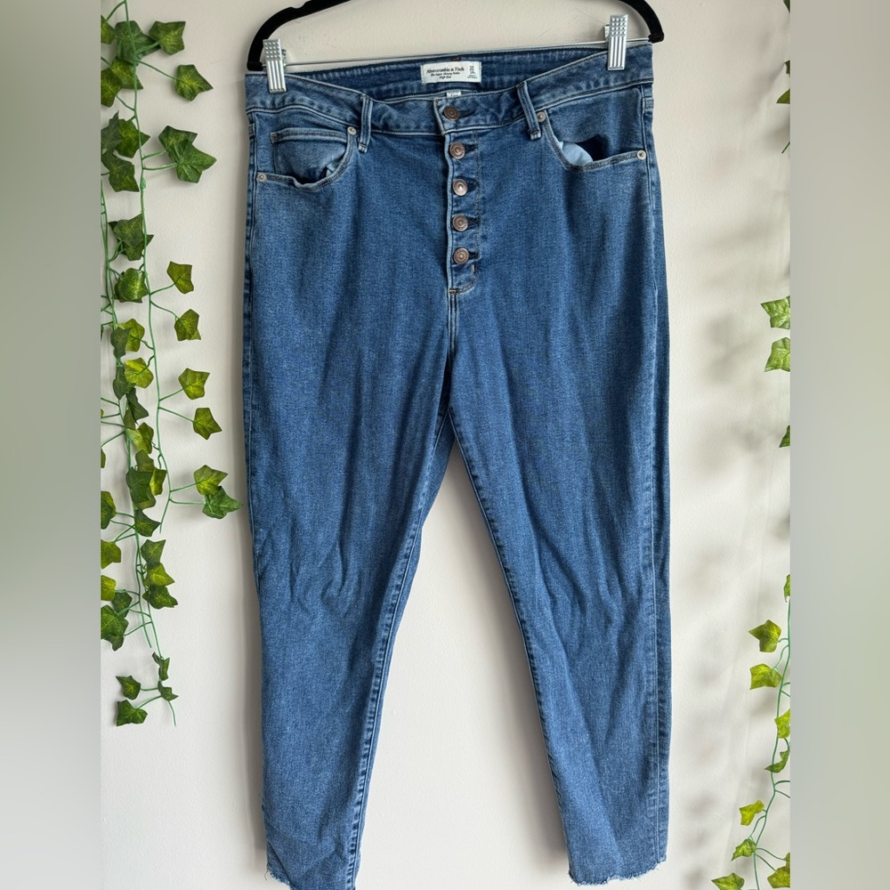 🌿 Abercrombie & Fitch Super Skinny Ankle High Rise Curve Love Jeans